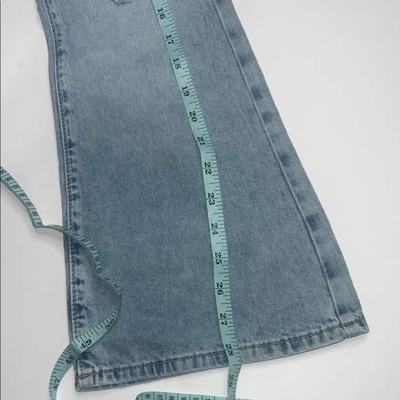 Old Navy Women's Denim Flare Jeans - Picture 7 of 10